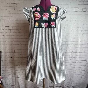 Emery Rose size large striped shift dress with embroidered floral design